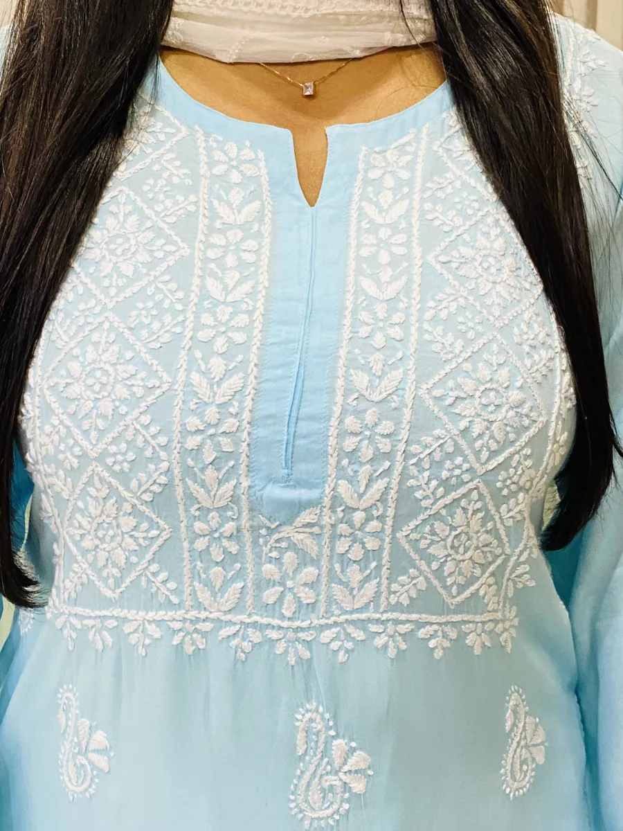 Premium modal chikankari kurti