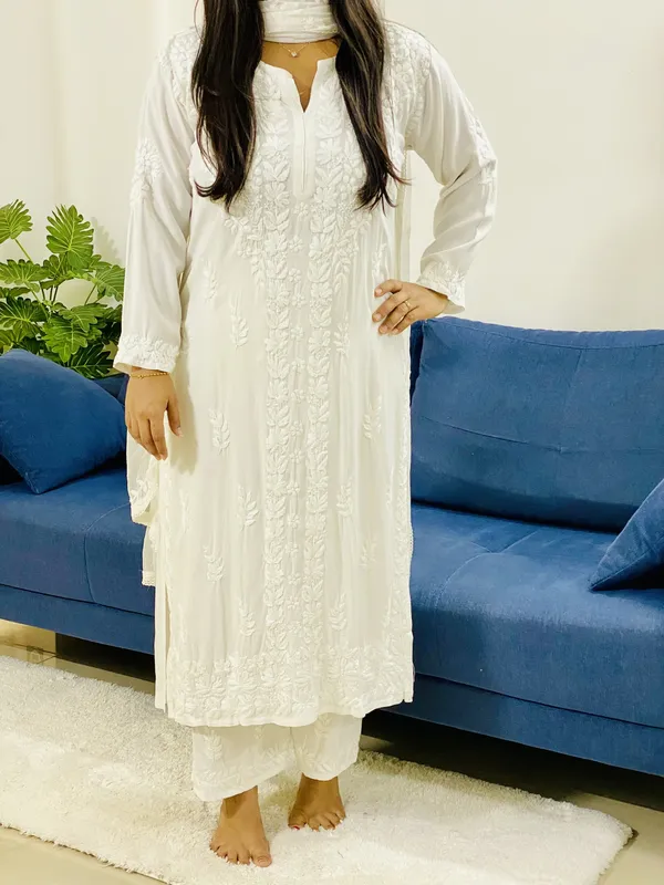 Rayon Chikankari Women's Solid Kurta Palazzo Set